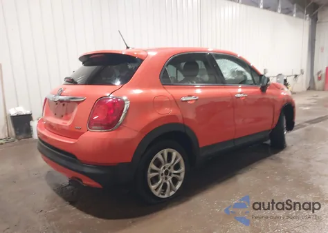 2016 Fiat 500X Easy z USA, uszkodzony, nr VIN ZFBCFYBT4GP370552